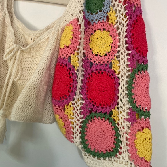 SOLD Spell Let The Sunshine In Crop Rainbow Small - Picture 7 of 11